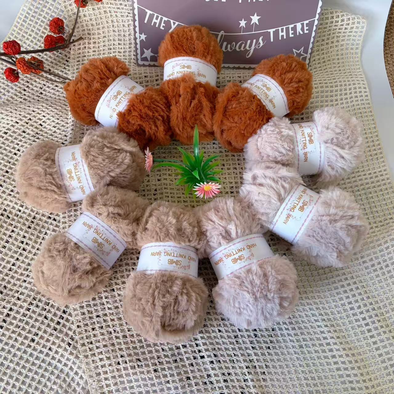 9rolls*50g per pack 100% Polyester Fur Hand Knitting Yarn New Fashion Fancy Scarf Hat Blended Faux Fur Yarn Soft Feather