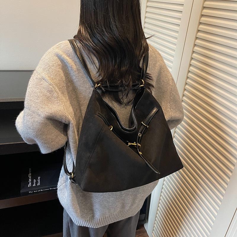 

Vintage women s tote bag large capacity shoulder messenger bag versatile commuter fashion backpack чёрный