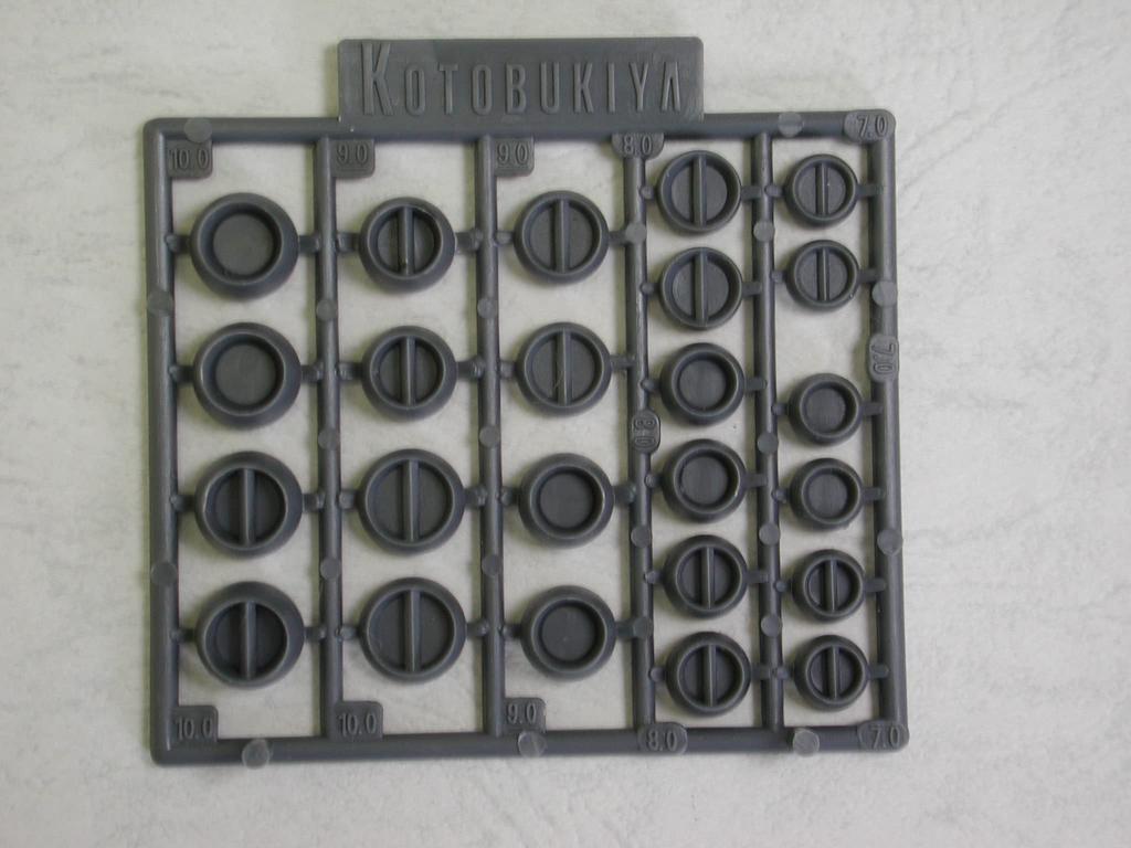 Kotobukiya M.S.G Modeling Support Goods Plaunit P123 Minus Mold IV Non-Scale Plastic Model
