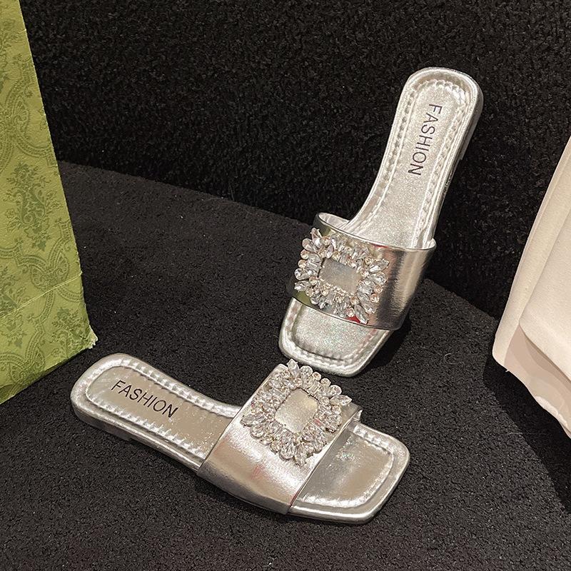 Wearing square head one-word drag rhinestone square buckle middle heel sandals women's summer new thick heel fashion slippers tide