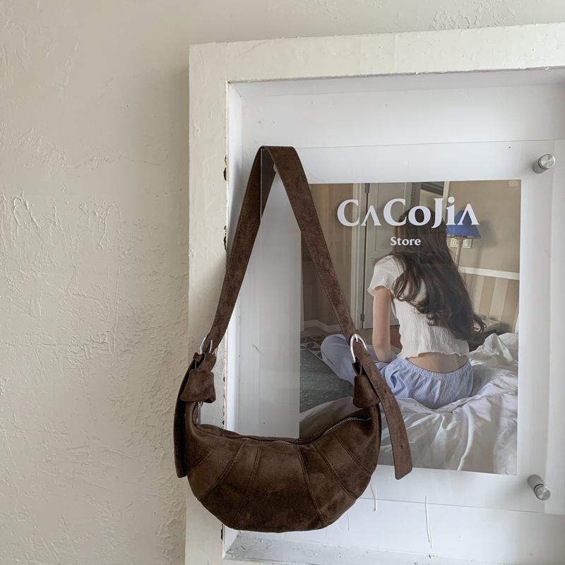 Slack Retro Shoulder Bag Large Capacity Bag Women's New Autumn Messenger Bag Croissant Bag