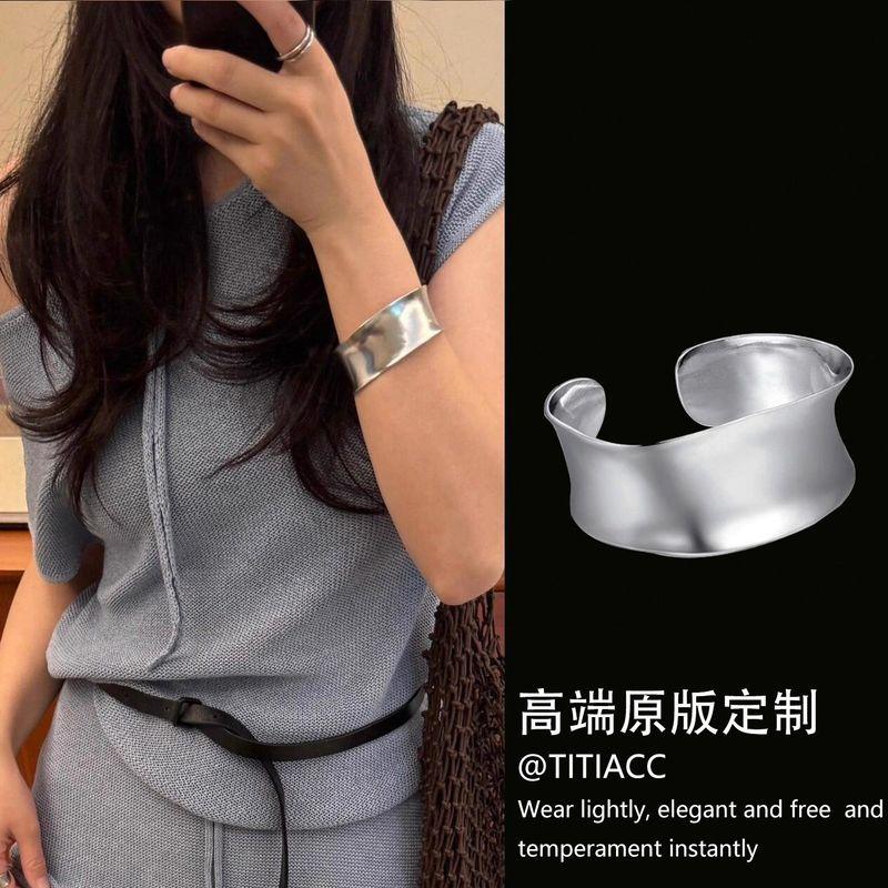 Fashion Style Asymmetrical Concave and Convex Open Wide Version Bracelet Fashion All-Match Bracelet Ladies Fancy Simple Bracelet Silver Open Wide Bracelet