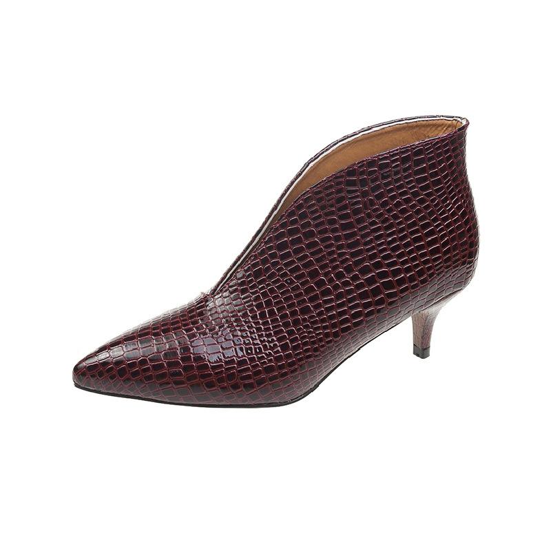 

Женские осенне-зимние новые туфли с V-образным вырезом, короткие, европейская и американская мода, остроносые, с тиснением, на толстом каблуке, мартинсы 41