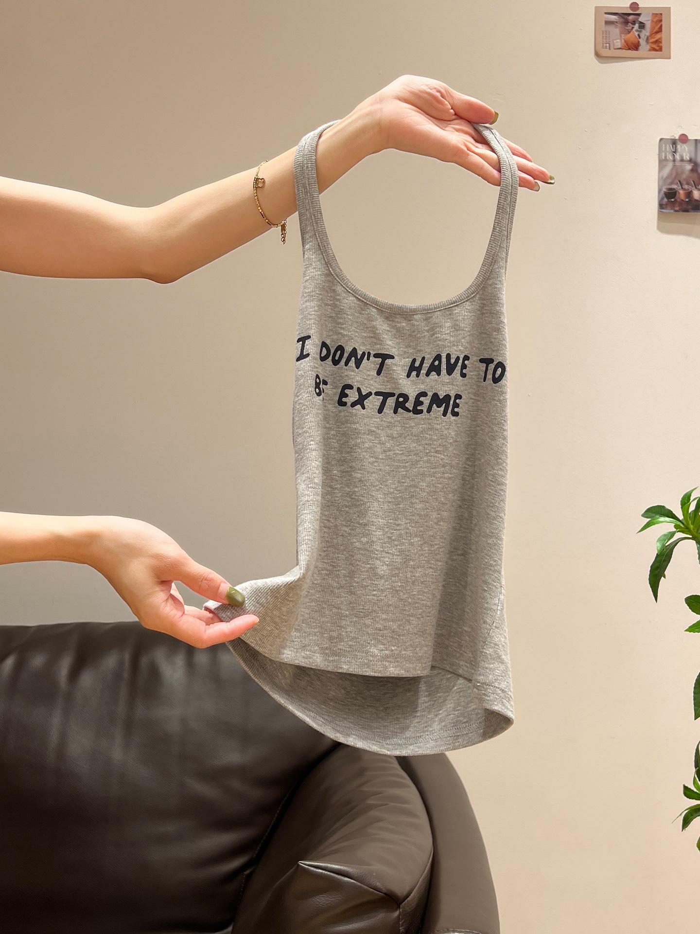 

Milk blue letter print v-neck long-sleeved T-shirt women s early autumn new Spice Girl neck sling vest top S серый