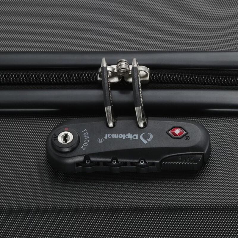 Diplomat HM-6692 Hardside Spinner Suitcase