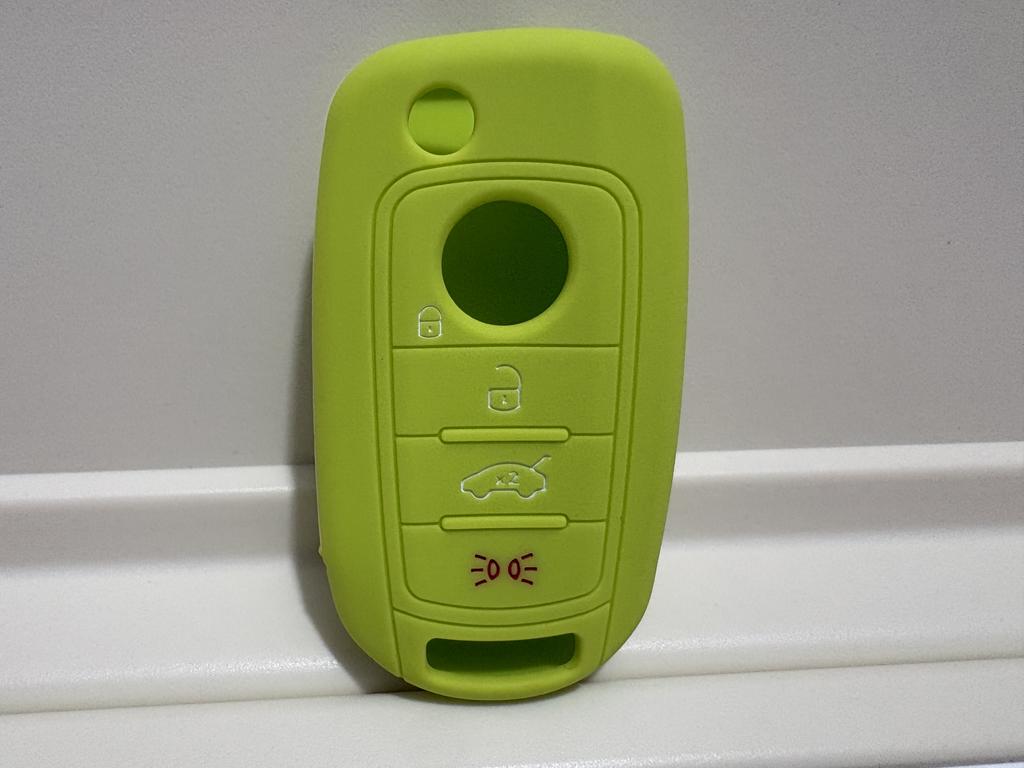 1Pc New Replacement Silicone Case For Fiat Cronos Egea 500X Toro Tipo For Dodge Neon Keyless Fob 4 Buttons Remote Car Key Shell