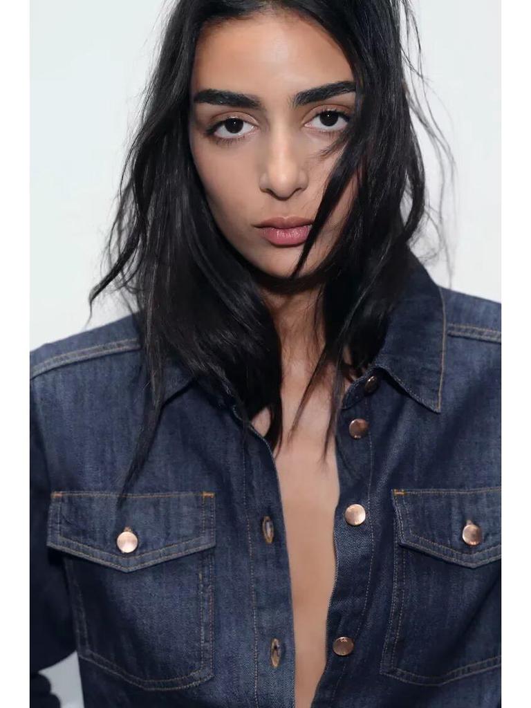 2024 Herbst/Winter Damen Vielseitiges Weiches Langarm-Revers-Denimhemd - Europäischer & Amerikanischer Stil