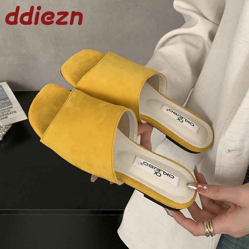 Fashion New In Summer Beach Women Flats Slippers Shoes Casual Female Slides Fashion Square Toe Ladies Flats Slippers Sandals Shoes