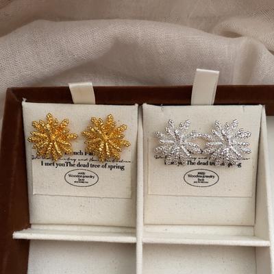 Gold And Silver Flower High-End Exquisite Stud Earrings, Earrings Temperament Niche Unique Beautiful Luxury Women'S Earrings