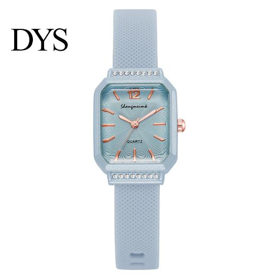 Fashionable Women Watch Silicone Square Dial Quartz Wristwatch Rhinestone Minimalist Ladies Timepiece Dress for Casual Formal Office Party Dating