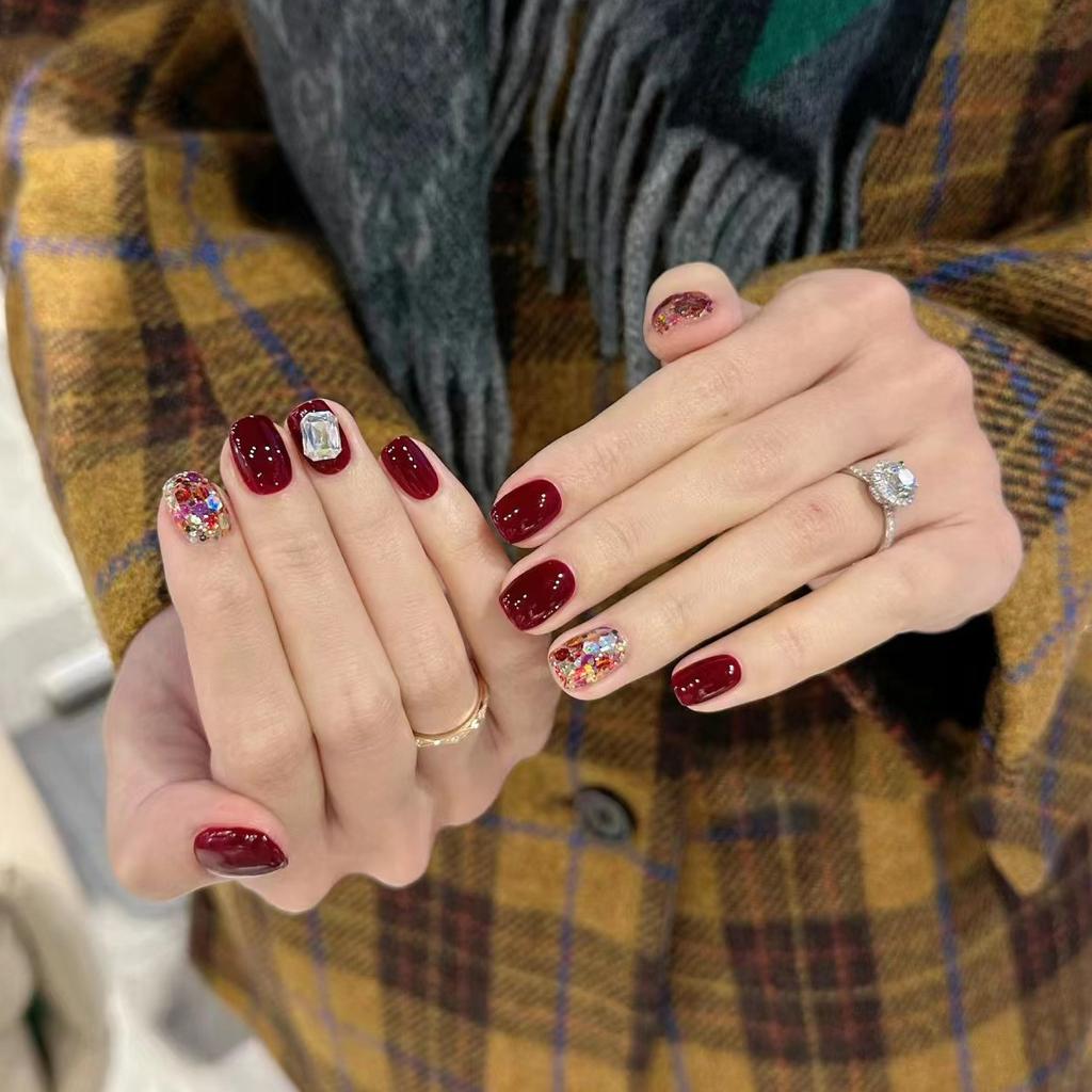 New Year's Manicure Pure Hand-wearing Nail Pieces Handmade High-end Light Luxury Style Simple Rose Sequin Square Diamond