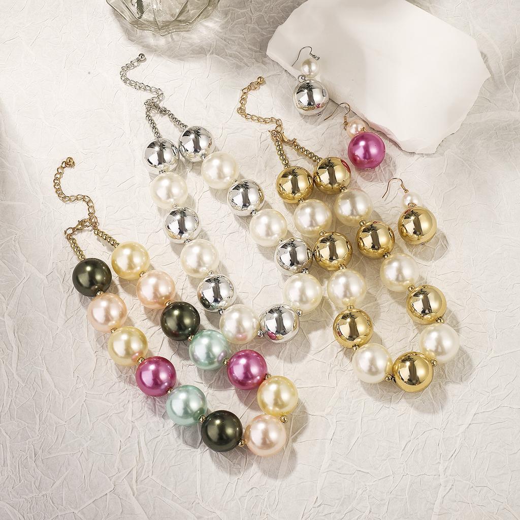 New Arrival Palace Style Vintage Mixed Color Pearl Necklace Luxury Elegant Earrings Jewelry Set Trendy Gifts For Women