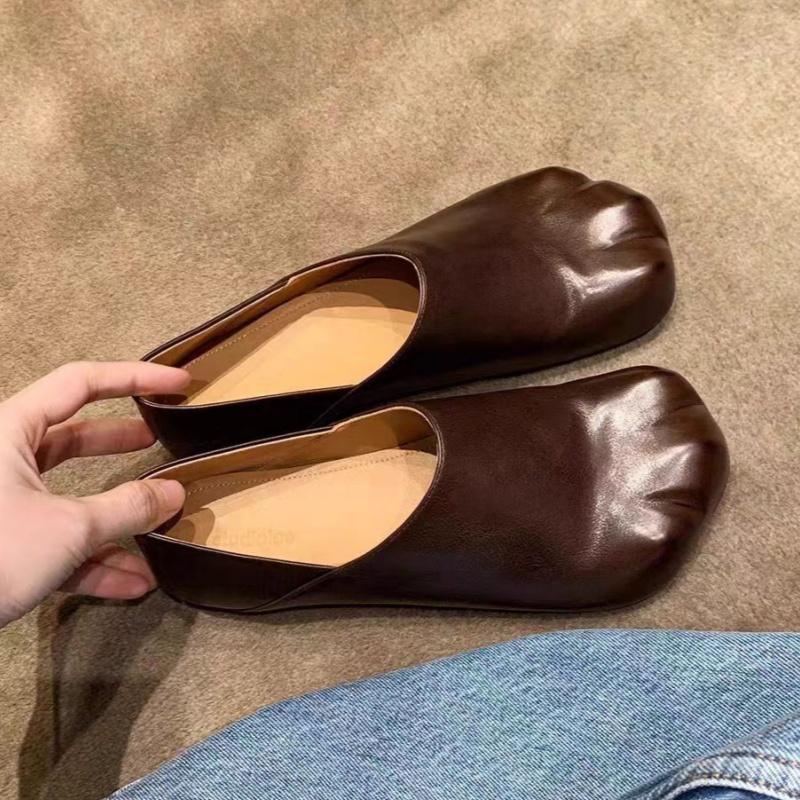 Fashion 2025 New Style Cat Claws Leather Flats Solid Slip On Leisure Dress Shoes Lovely Girls Fashion Concise Comfy Niche Design Shoes