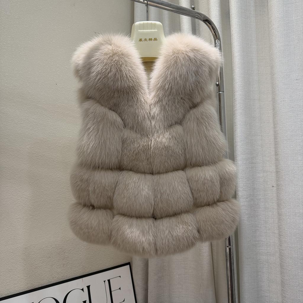 Fox fur vest women's autumn and winter new women's vest fashionable and thin short coat