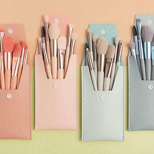 

8-piece portable makeup brush set for easy travel touch-ups baby pink