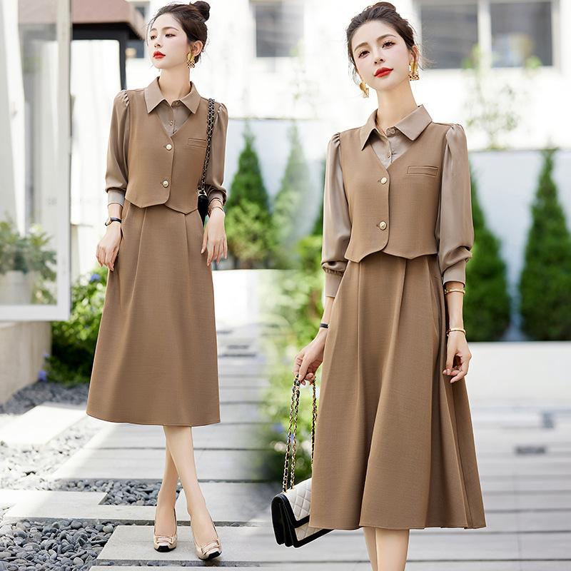 

Дизайнерское платье женское весеннее новое трехпредметное с длинным рукавом юбка приталенное темперамент рубашка юбка тренд M светло-коричневого