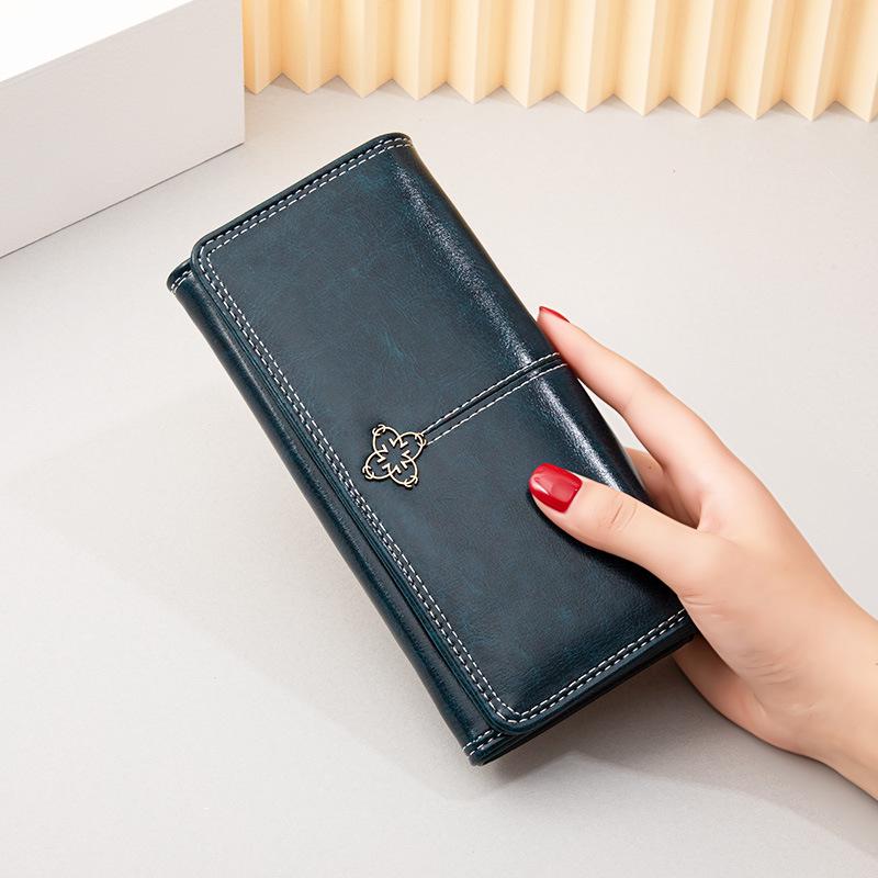 Women's Long Oil Wax Leather Wallet 2025 - Retro European & American Style, Large Capacity Clutch with Coin Purse & Zipper.