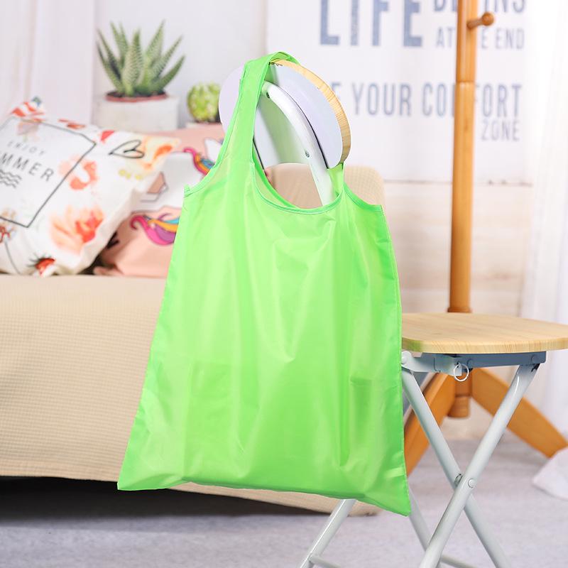 Popular Solid Color Eco-Friendly Polyester Shopping Bag with Hook, Foldable and Portable, Custom Logo Available.