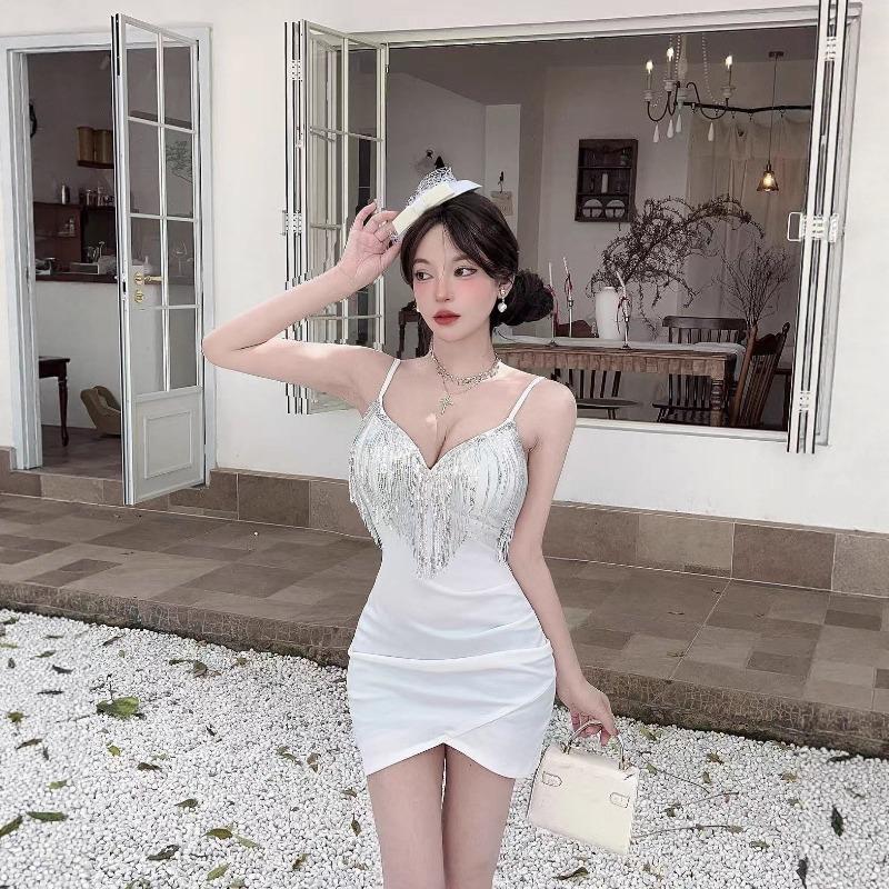 Autumn and Winter New Celebrity Low-cut Elastic Fringed Splicing Suspender Irregular Hip-wrapped Short Primer Dress