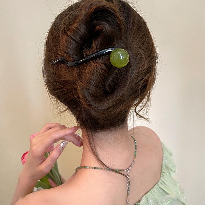 Korean Minimalist Resin Hair Clip - 8-Figure Design for Versatile, High-End Use