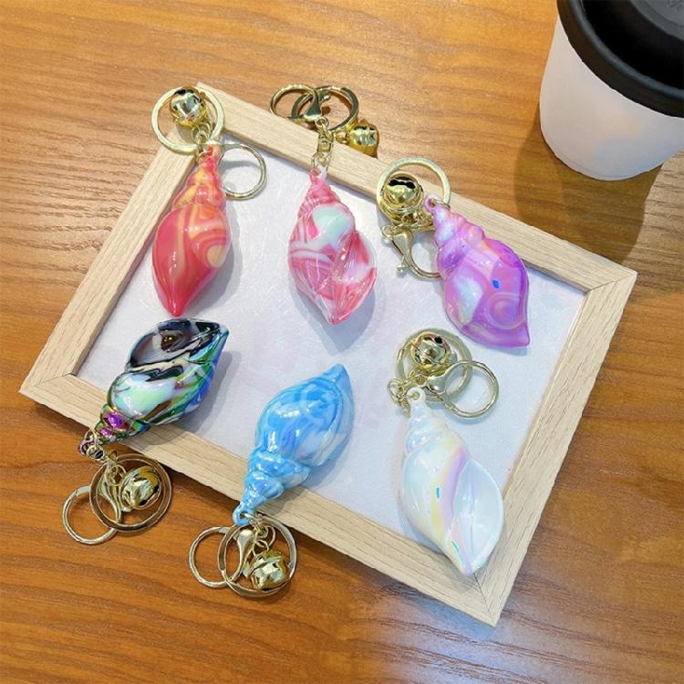 Elegant Conch Keychain Pendant Keyrings Unique Key Ornament for Key Handbags