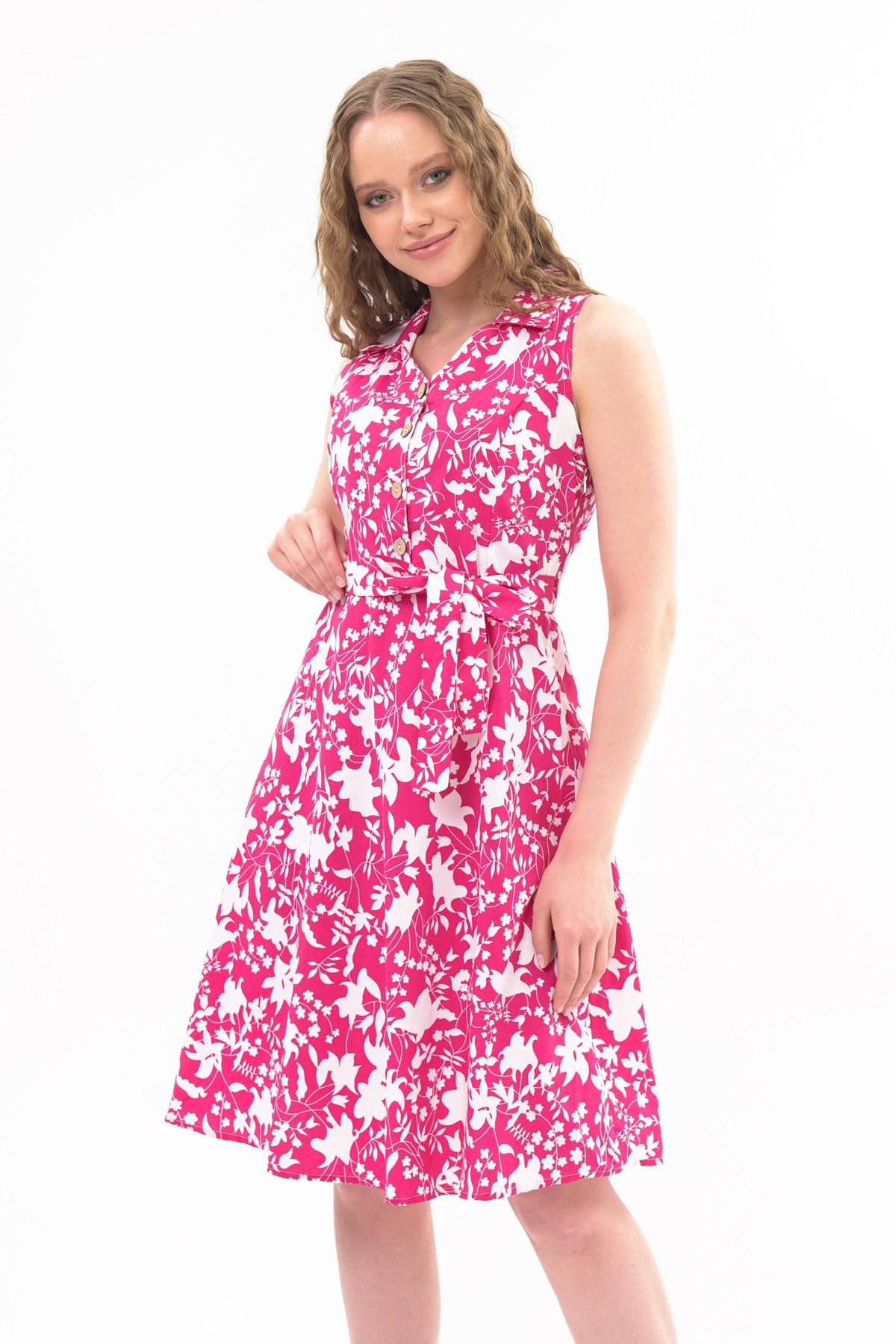 

Жіноча бавовняна сукня з V-подібним вирізом і ґудзиками 4405/105 36 фуксія