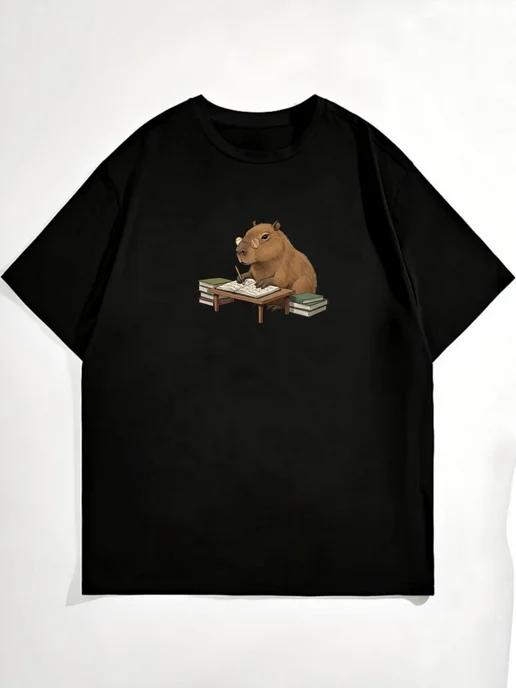 Oversized T-shirt with capybara print M