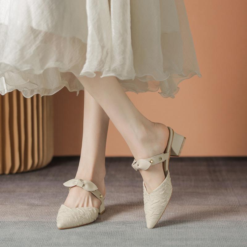 

Кожаная плоская подошва для женской обуви Huizhou на каблуках, на высоких каблуках, классные тапочки, универсальные сандалии с острым носом для женщин 40 абрикосовый