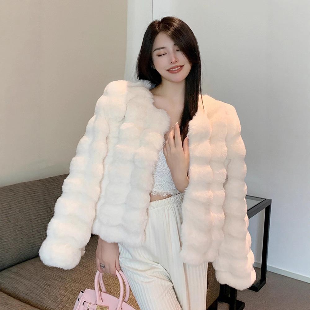 Simple plush jacket women's winter short versatile loose gentle temperament waffle imitation rabbit fur top