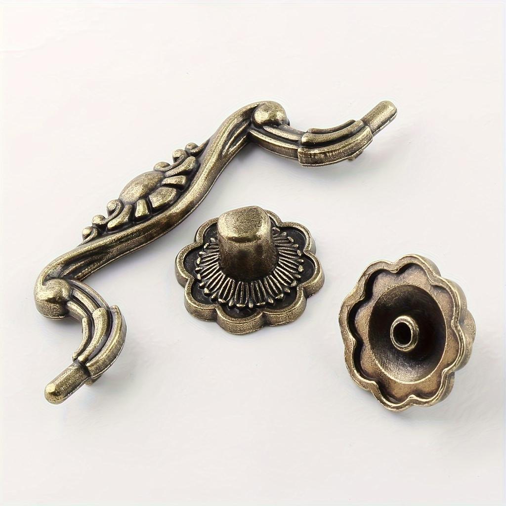 8 Pieces Locking Pulls with Screws, Vintage Locking Drawer Pulls, Antique Brass Cabinet Pulls for Cabinet Wardrobe Drawer Pulls, Home Decoration