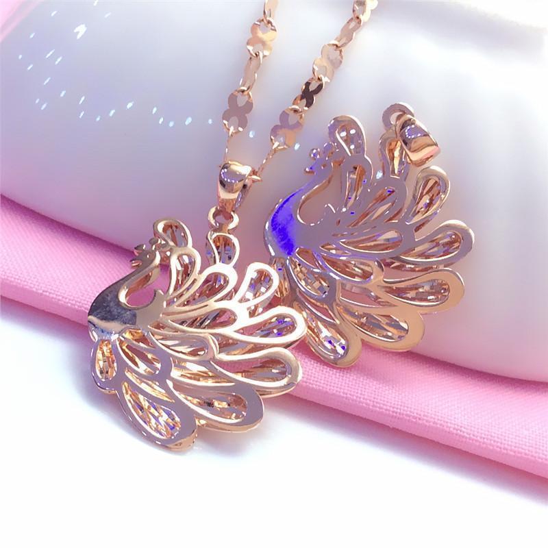 Exquisite Russian Purple Gold Shiny Peacock Pendant Luxury High-End Classic Wind Plated Rose Gold Collarbone Chain