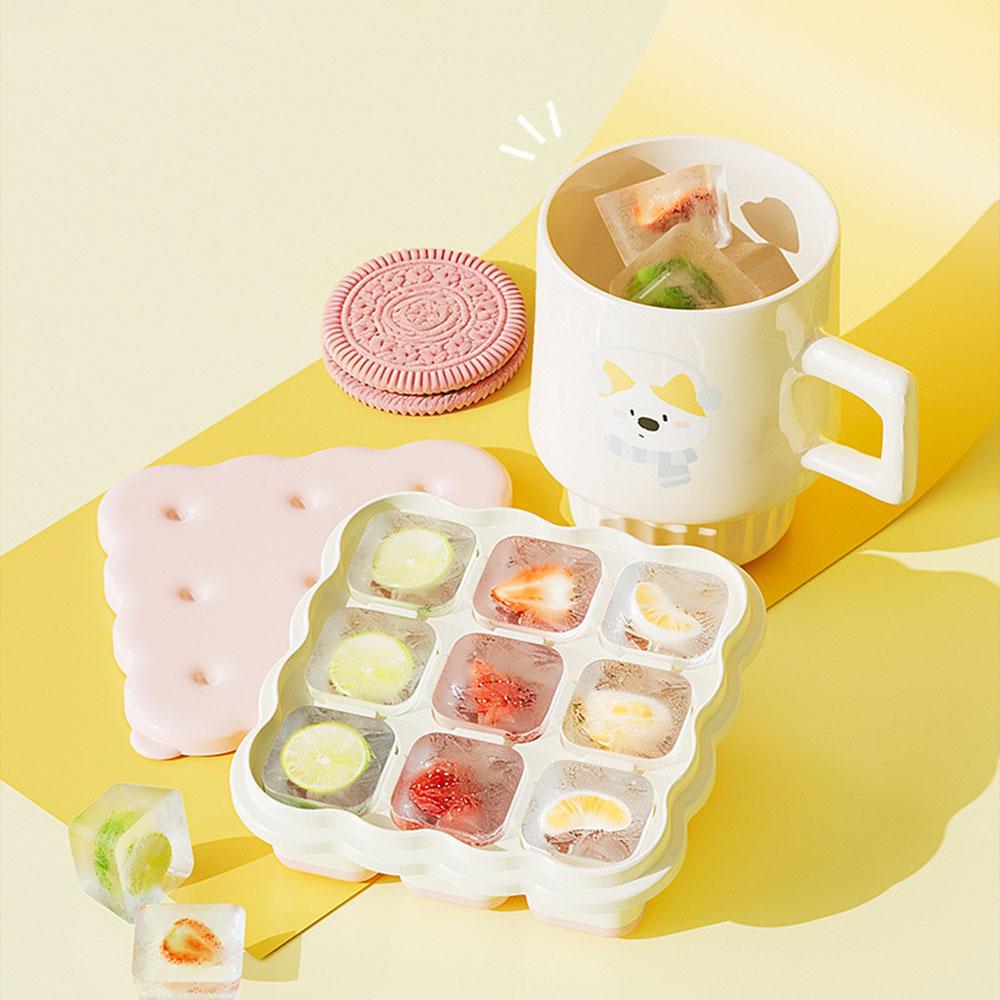 Cartoon Biscuit Style 9-grid Ice Cube Mold, Food-grade Silicone Ice Tray with Lid for Baby Food and Ice Making