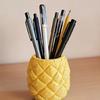 Elegant Pineapple Styles Multifunctional Desktop Accessory Pineapple Shape Decoration Pen Holder Makeup Brush Organizers