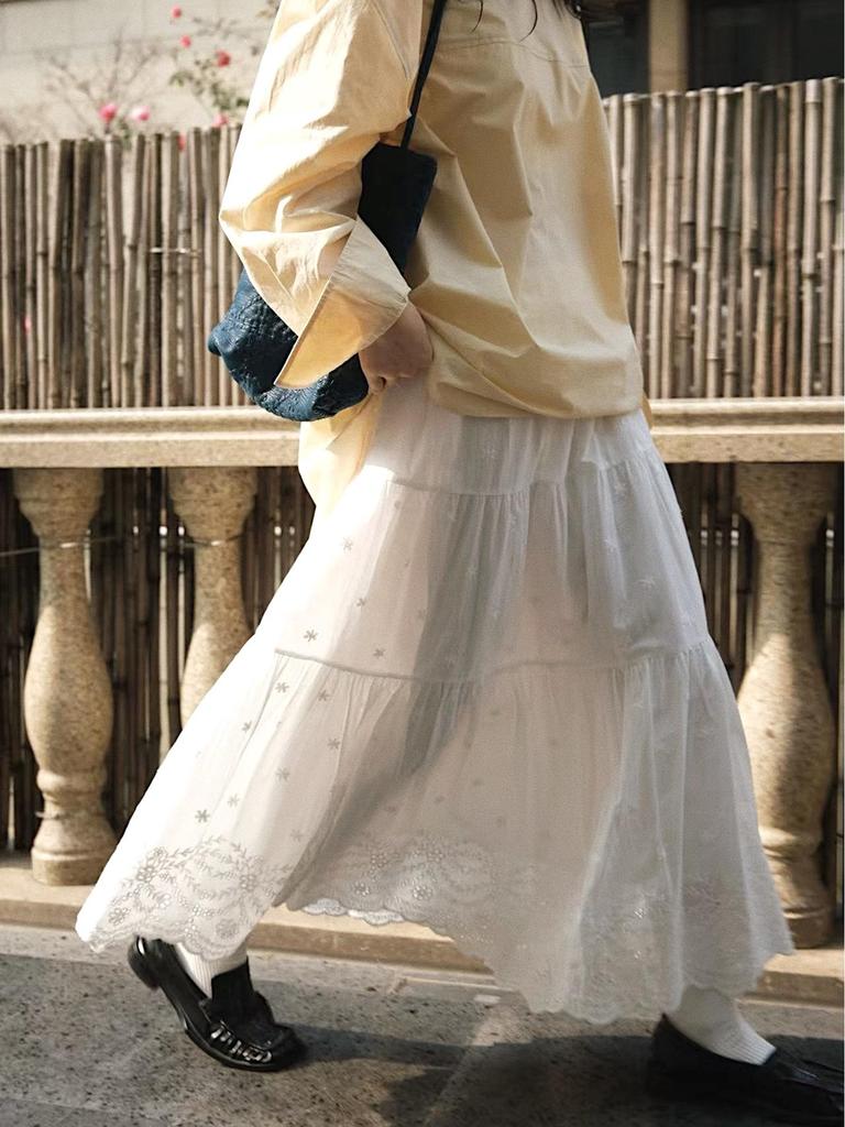 Louvre Bohemian Floral Hollow-Out Midi Skirt: Romantic, Elastic Waist, Loose Fit for Women