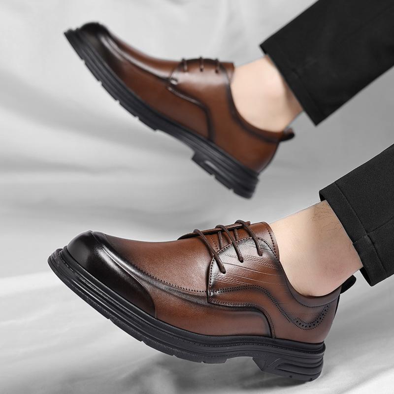 Office commuting tide one piece leather shoes leather shoes business dress 2025 Wenzhou British style men's shoes casual fashion 2025