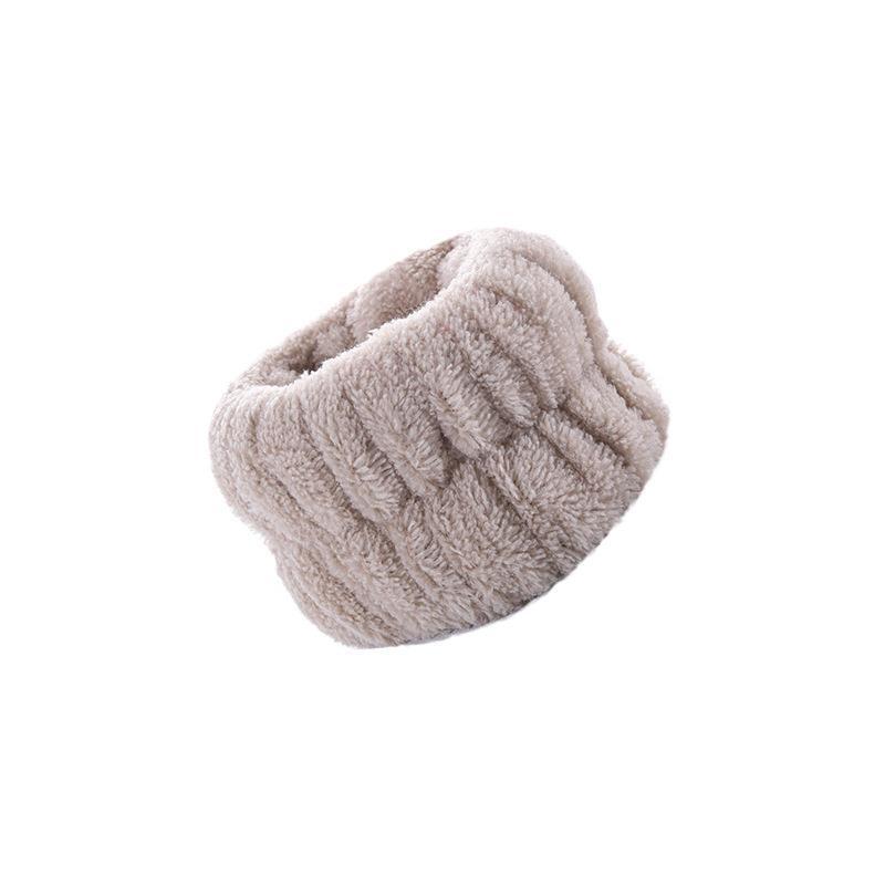Coral Fleece Face Wash Set: Absorbent Hair Tie, Wristband, and Moisture-Proof Skincare Tool.
