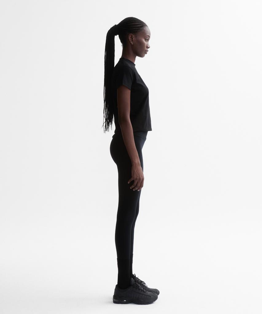 Minasu Venode Runfree Crop Tshirts_Black (Crop Fit)