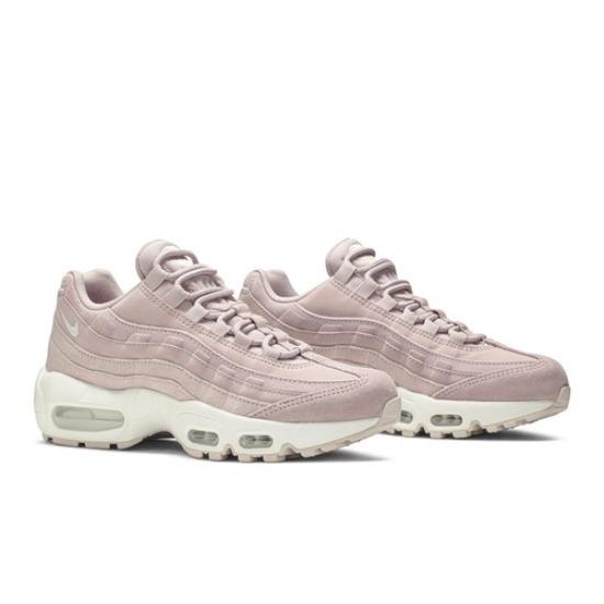 

Жіночі кросівки Nike Air Max 95 Premium Блідо-рожеві 807443-503 EU 36.5 Яскраво-рожевий/сливовий