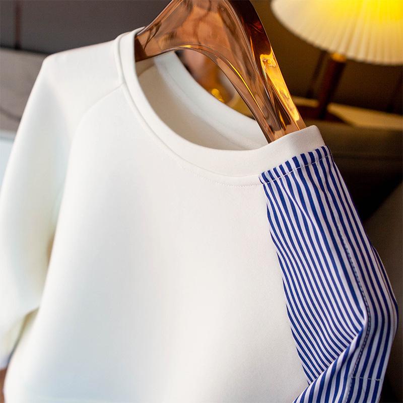 Damen-Sweatshirt mit gespleißtem Rundhalsausschnitt, unregelmäßig gestreift, lockeres Oberteil