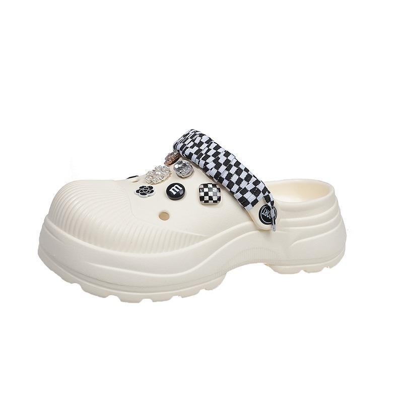 Cute cartoon hole shoes women's spring new wear non-slip deodorant beach seaside heightening sandals