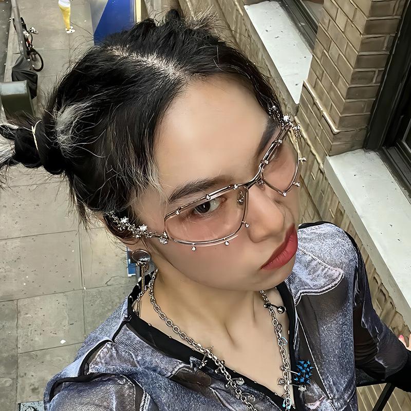 Rhinestone Special-shaped Glasses Women Men Fashion Oversized Cat Eye Glasses Metal Oval Shades Frame Vintage Party Eyeglasses