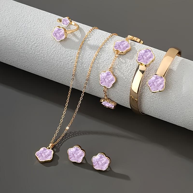 

Роскошный комплект украшений из акриловых цветов для женщин, элегантное ожерелье с пятилистным клевером, серьги, браслет, кольцо, блестящий сплав, изящные аксессуары для вечеринок фиолетовый