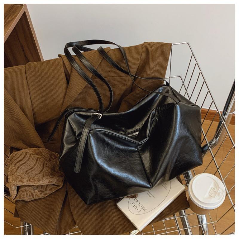 Casual Large-capacity Bag Women's Autumn and Winter New Fashion Textured Shoulder Bag Retro Commuter Tote Bag