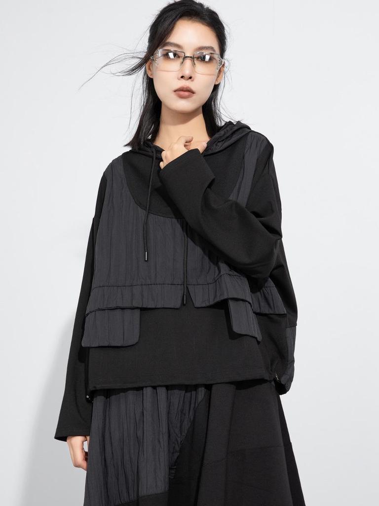 Plus Size Women’s Hooded Patchwork Sweatshirt - Autumn 2025 Two-Piece Style, Versatile Long Sleeve Top.