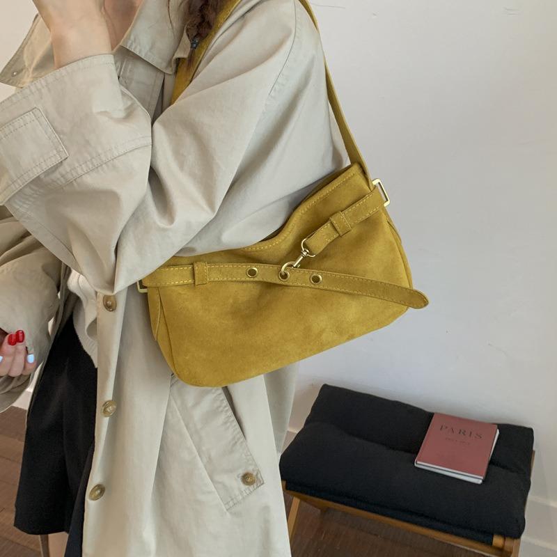 Simple Retro Niche Bag Autumn and Winter New Fashion Commuter Bag Shoulder Armpit Bag Small Bag