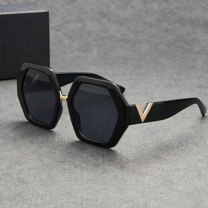 Brand Classic Vintage Square Sunglasses Women Oversized Sunglass Woman Men Retro Black Sun Glasses Shades Goggle UV400