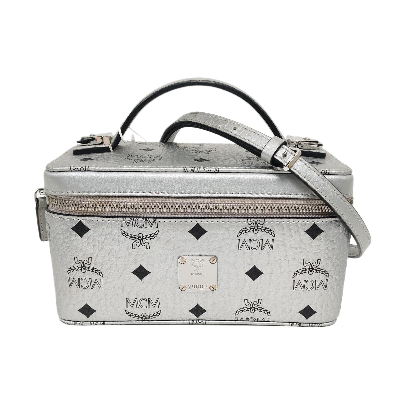 [Pre-Owned] Logo Tote Bag - Very Good #1P29JP0 ONE SIZE