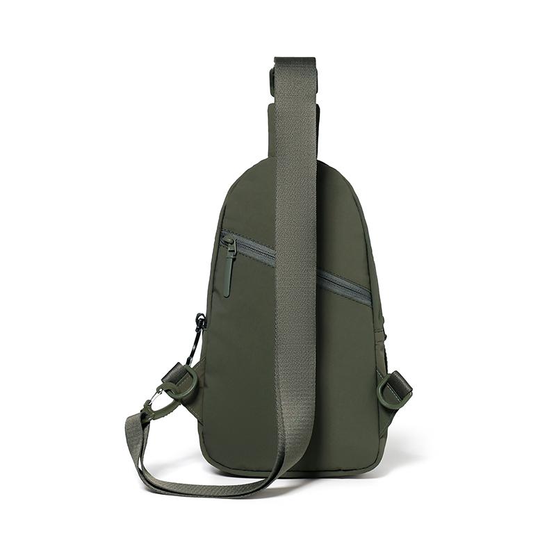 Outdoor Chest Bag Lightweight Large Capacity Shoulder Bag Commuter Crossbody Bag
