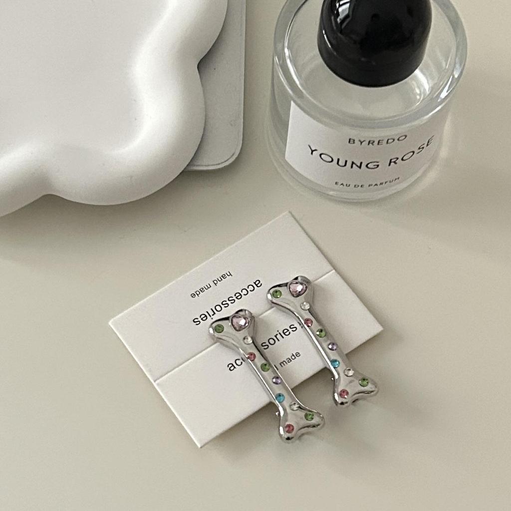 Rhinestone Alloy Bone Hair Clip: Silver Metal Duckbill Hair Accessory, Stylish Y2K Hairpin for Women