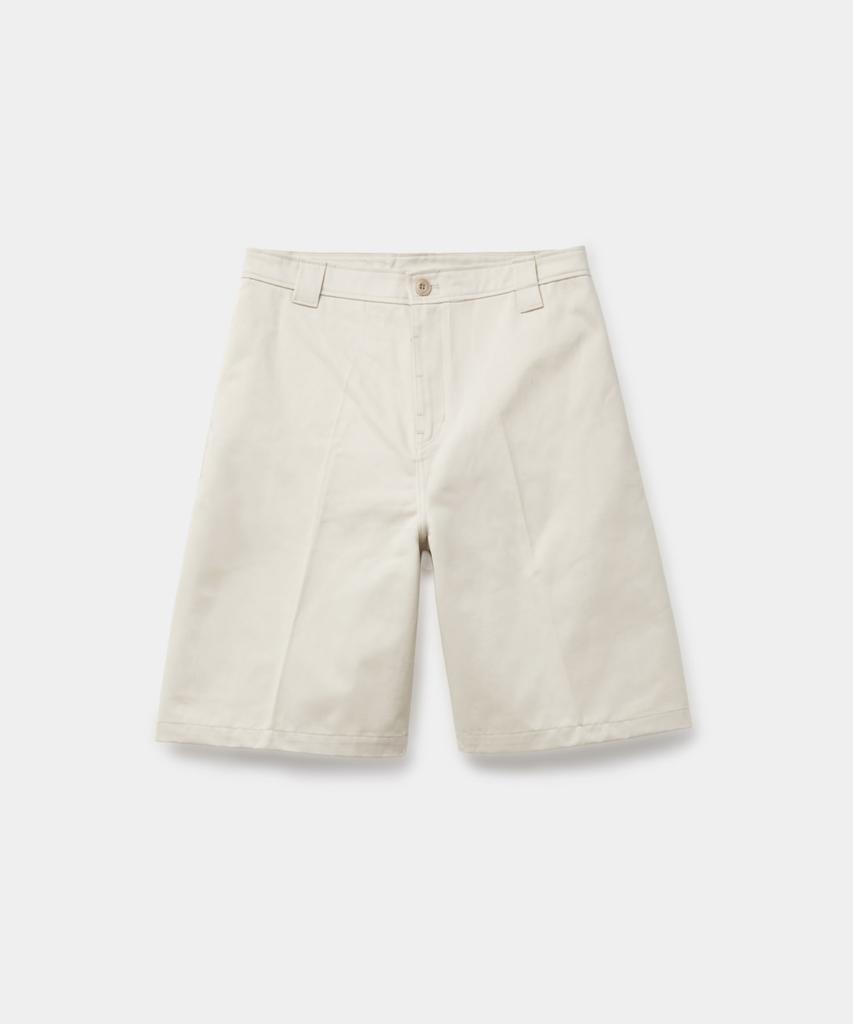 Kueo Cotton Blend Stitch Pointed Bermuda Pants (Sand Beige)